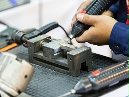 羅湖五金沖壓件加工廠，如何消除沖壓件的毛刺？